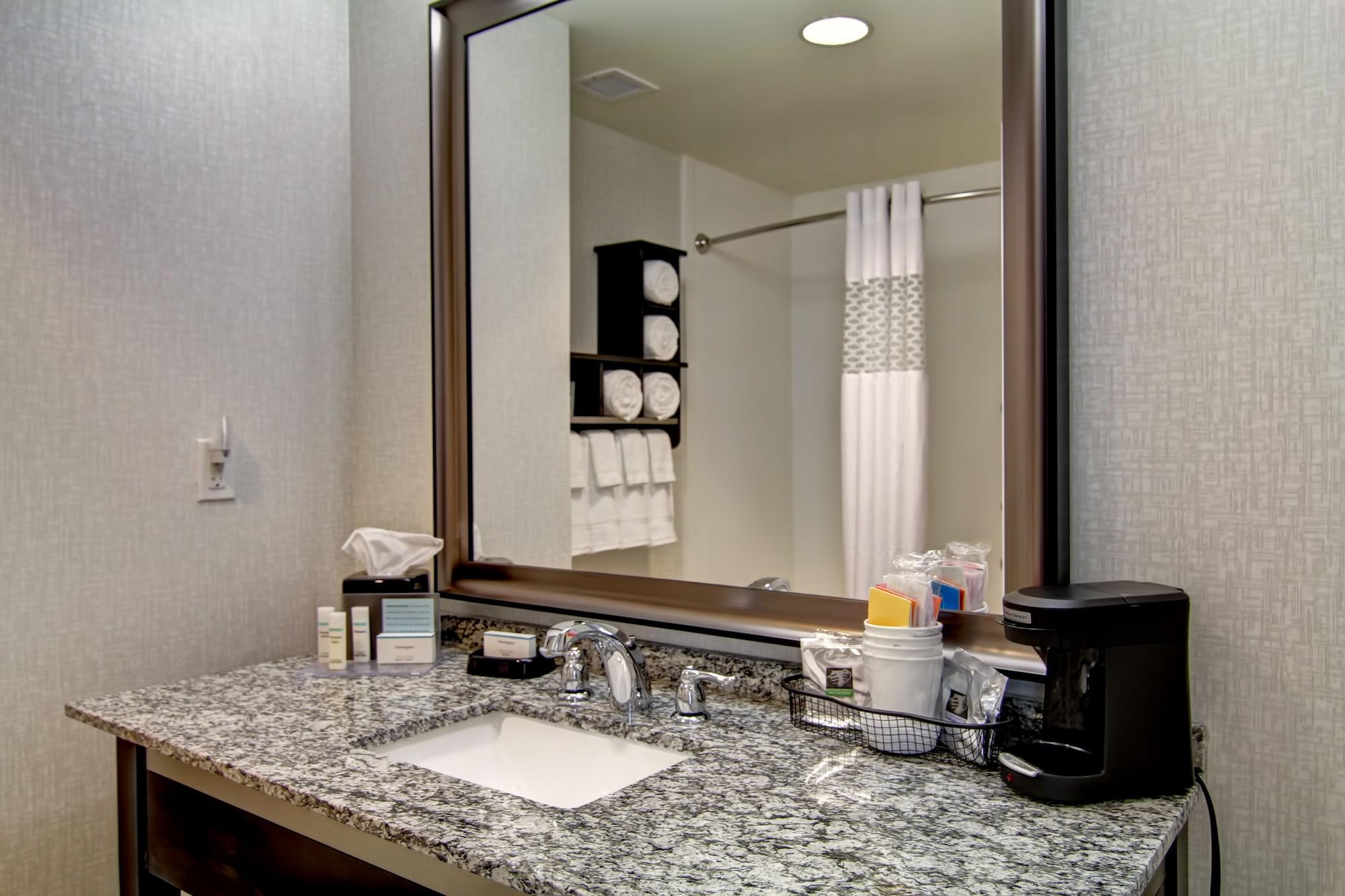 Hampton Inn And Suites Cincinnati - Downtown Esterno foto