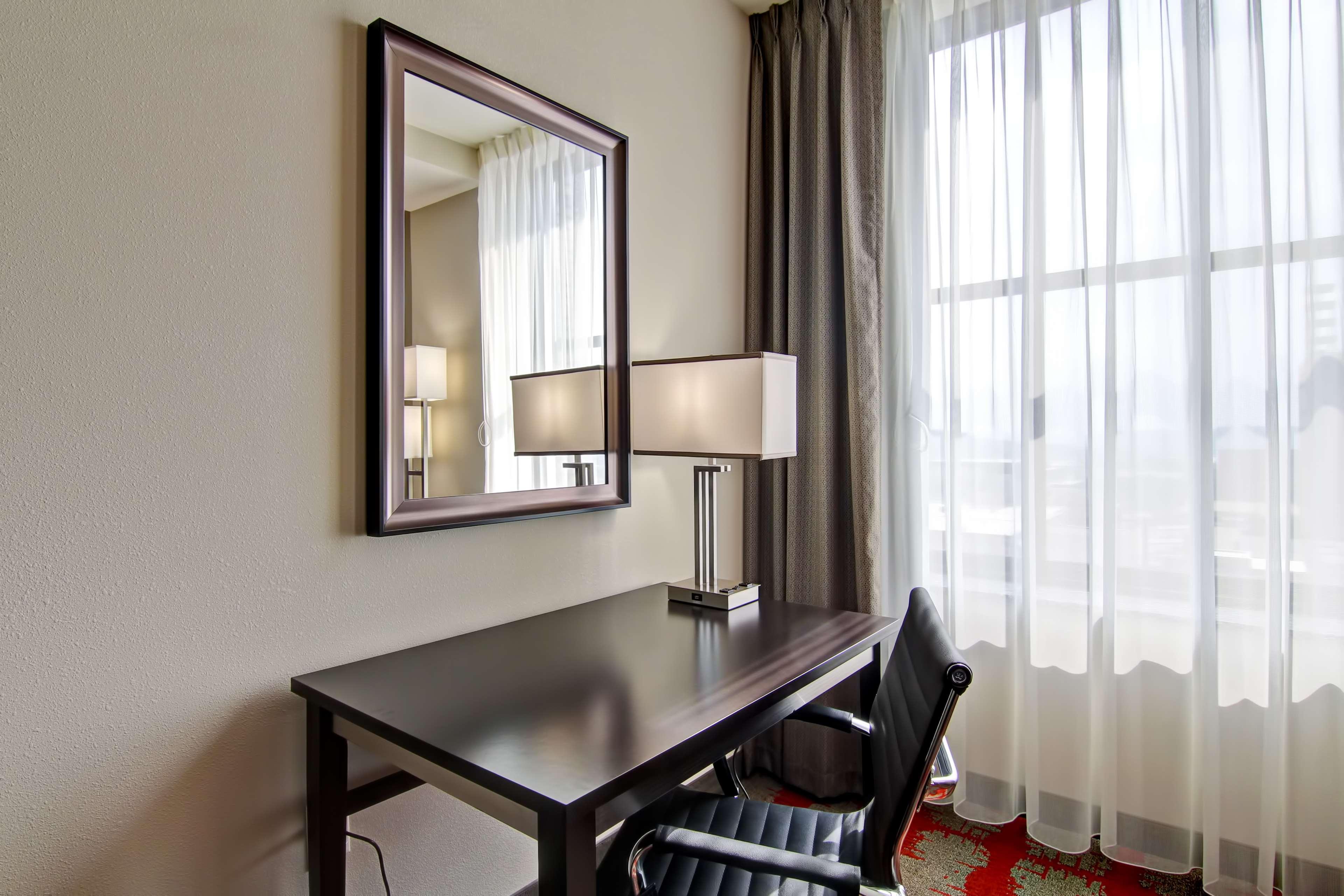 Hampton Inn And Suites Cincinnati - Downtown Esterno foto
