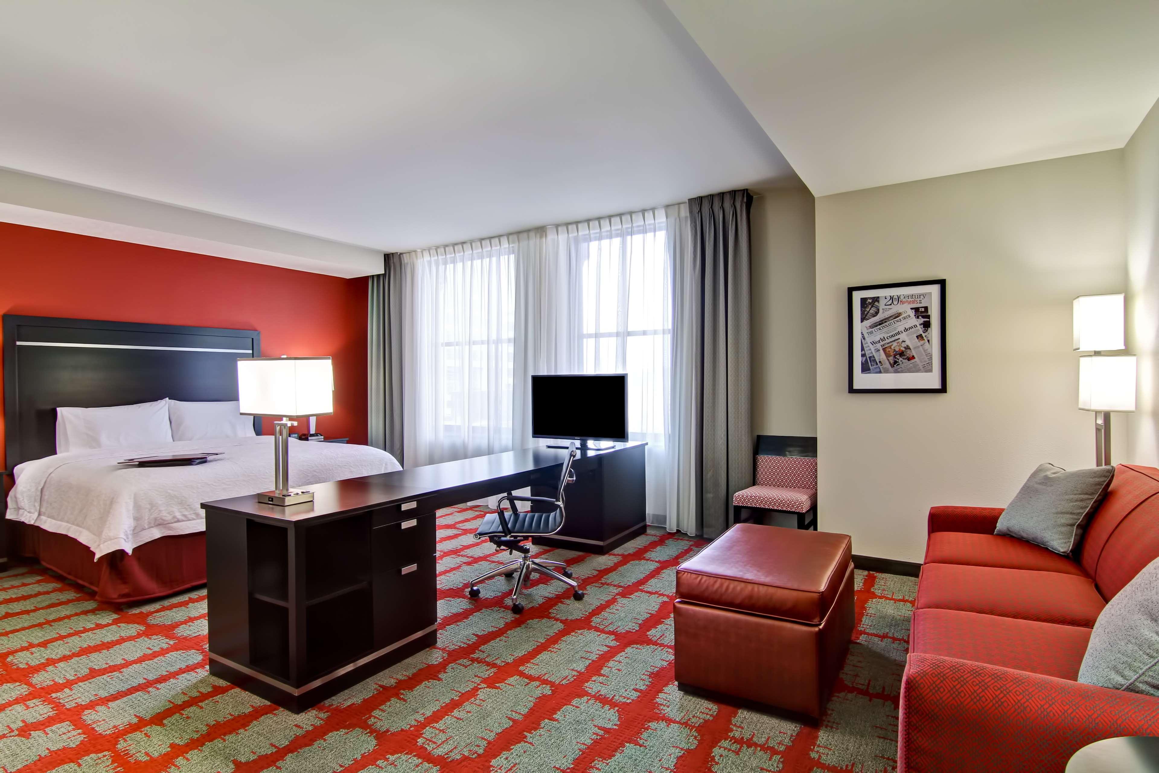 Hampton Inn And Suites Cincinnati - Downtown Esterno foto