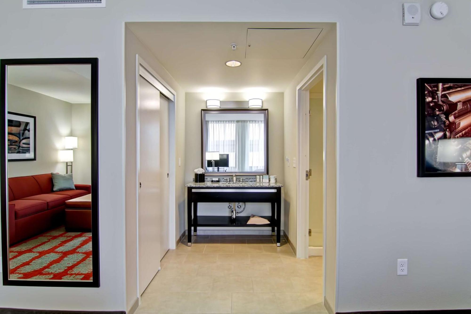 Hampton Inn And Suites Cincinnati - Downtown Esterno foto