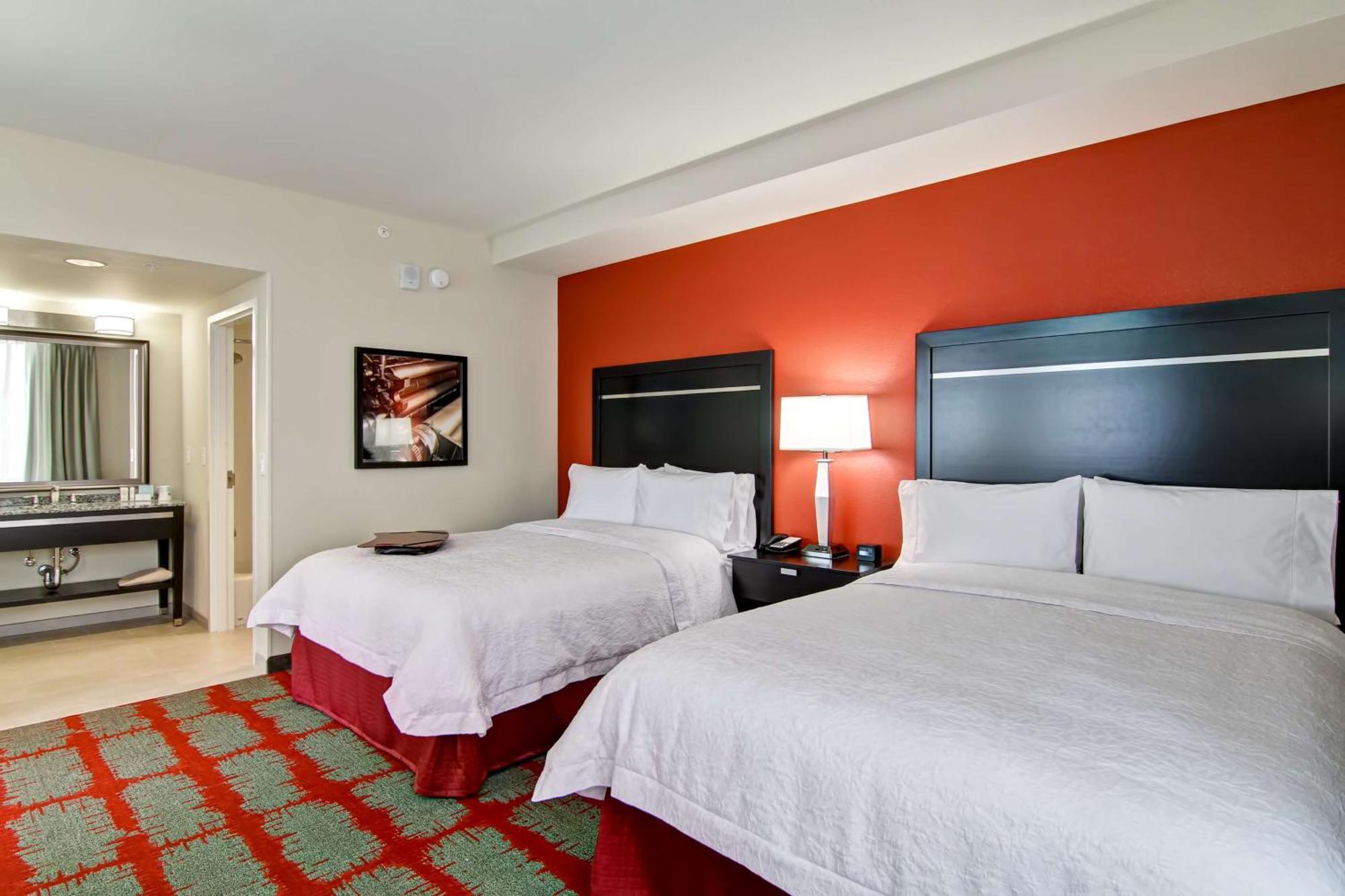 Hampton Inn And Suites Cincinnati - Downtown Esterno foto