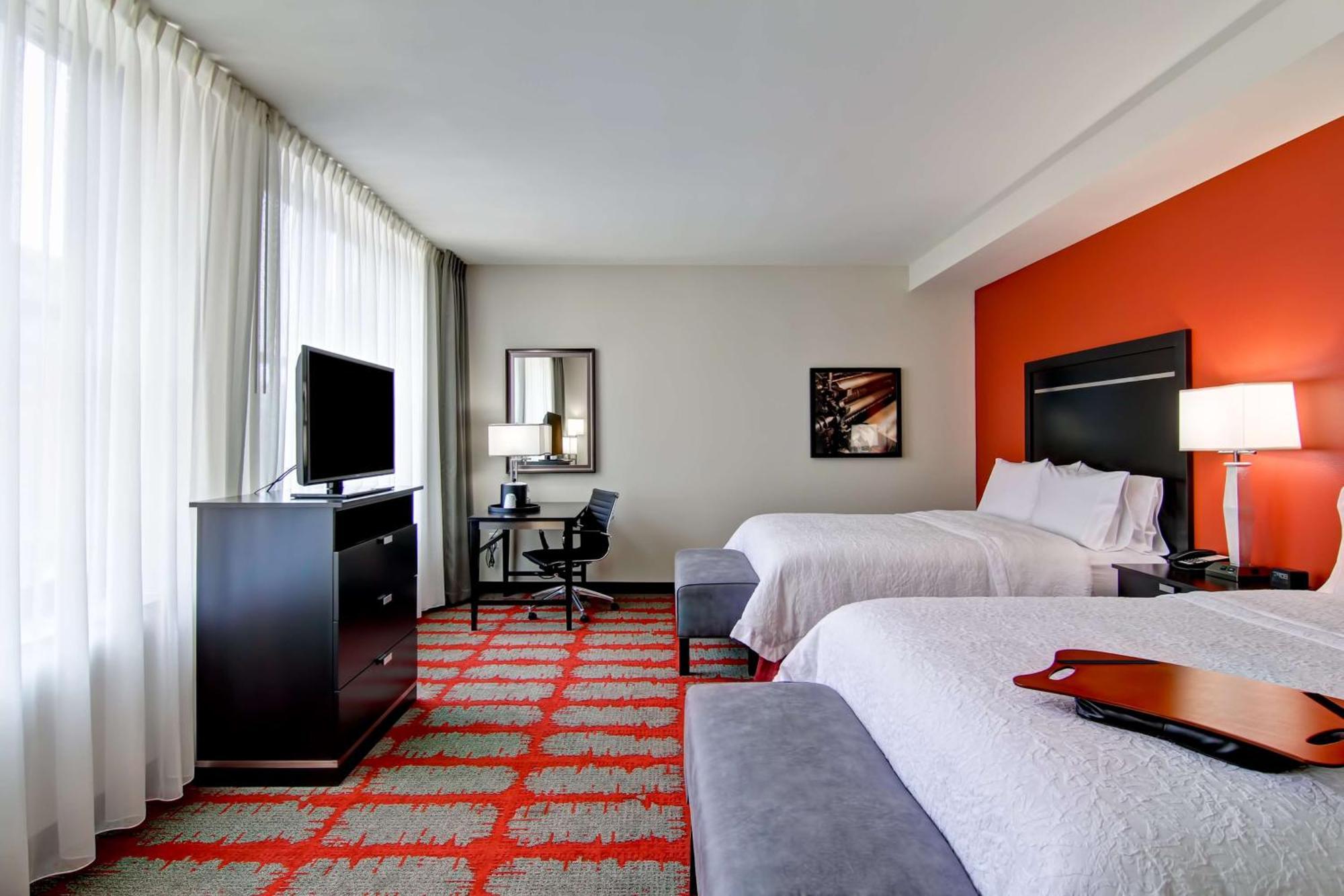 Hampton Inn And Suites Cincinnati - Downtown Esterno foto