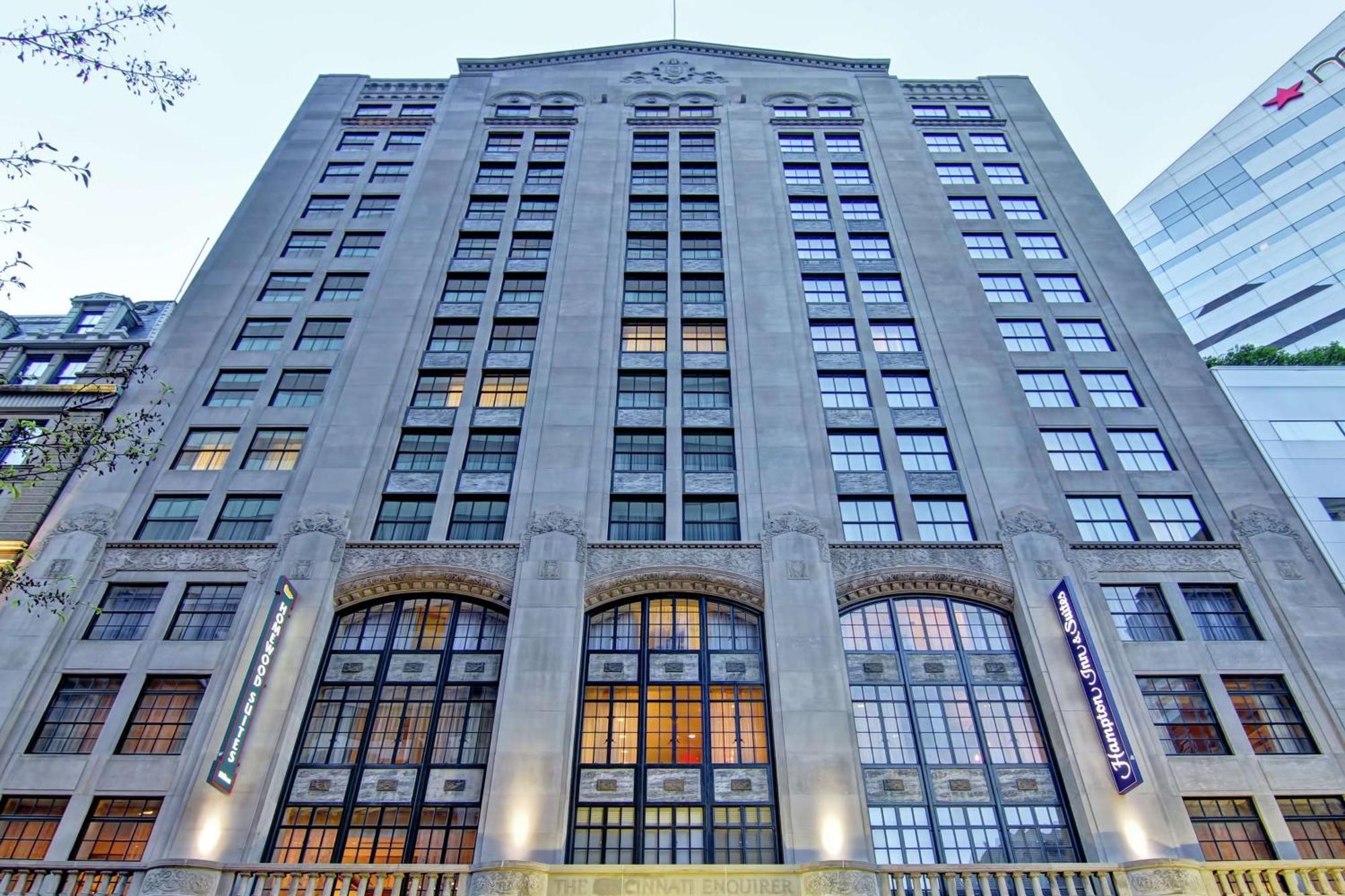Hampton Inn And Suites Cincinnati - Downtown Esterno foto